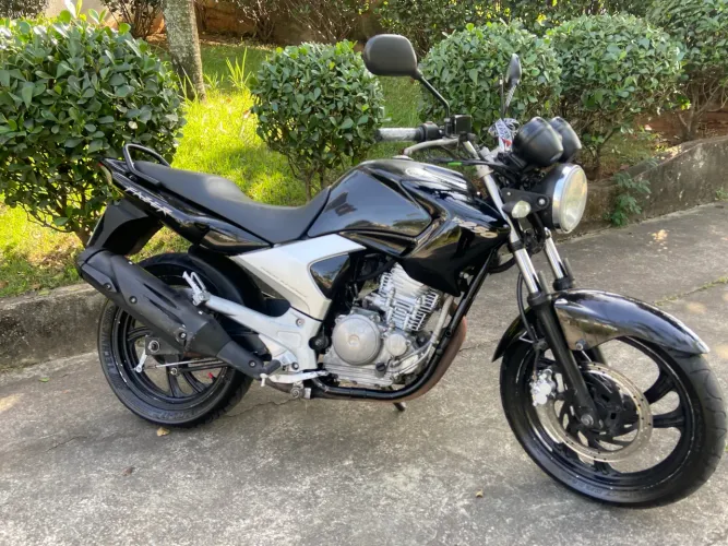 Fazer 250 2010
