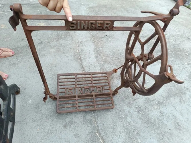 Base de máquinas Singer antigas vintage 
