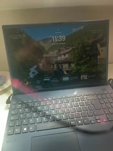 NOTEBOOK VAIO Fe16 - Ryzen 5-5625U 16gb RAM 512gb SSD Placa de vídeo AMD