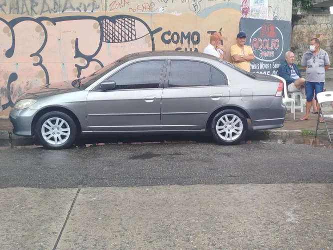 Honda Civic Sedan LX 1.7 16V 115cv Mec. 4P 2006