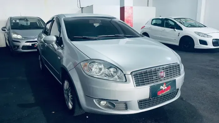 Fiat Linea 1.9/ HLX 1.9/ 1.8 Flex 16V 4P 2010