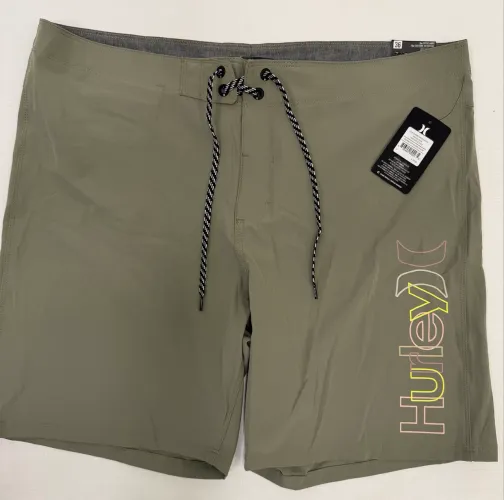 Bermuda Masculina Hurley Crossover Board Short Verde 36 USA / 46 BR Original