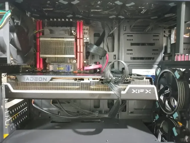 PC Gamer Xeon 28Cores Rx 7900xt 20gb 32gb memoria