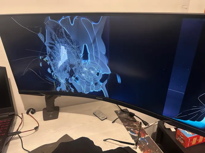Monitor Samsung Odyssey G5 34? - Para conserto/peças