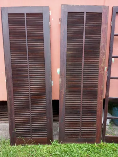 Porta de Madeira Maciça