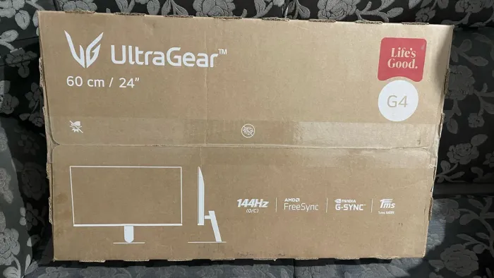 Monitor LG Ultragear 24pol 144hz 1ms (LACRADO)