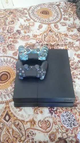 PS4