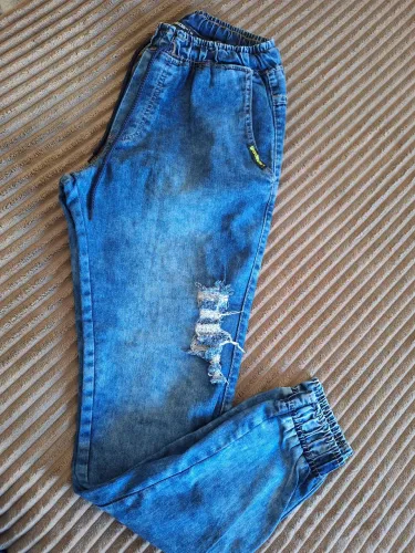 Calça unissex tamanho  m adulto mais veste um p 