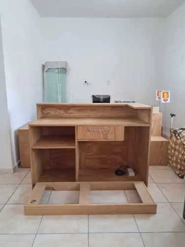 Balcão de atendimento com gaveta e chave (grande em madeira maciça)