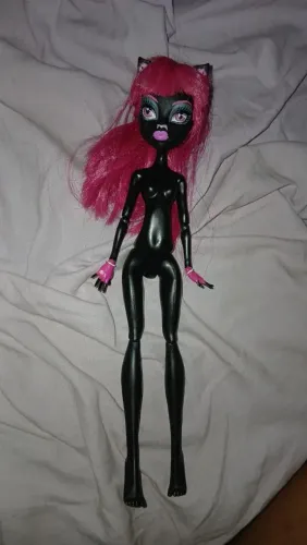 Catty (RESERVADA)