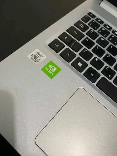 Acer i5 de 10ª com 8 de ram SSd nvme de 240 placa de vídeo GeForce 2GB <br><br>2600