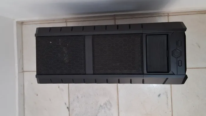 Gabinete Cooler Master (usado)