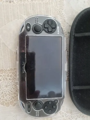 PSVITA DESBLOQUEADO ZERO 256GB + CARTAO DE 8GB ORIGINAL CASE ACRILICA + CASE TRANSPORTE.
