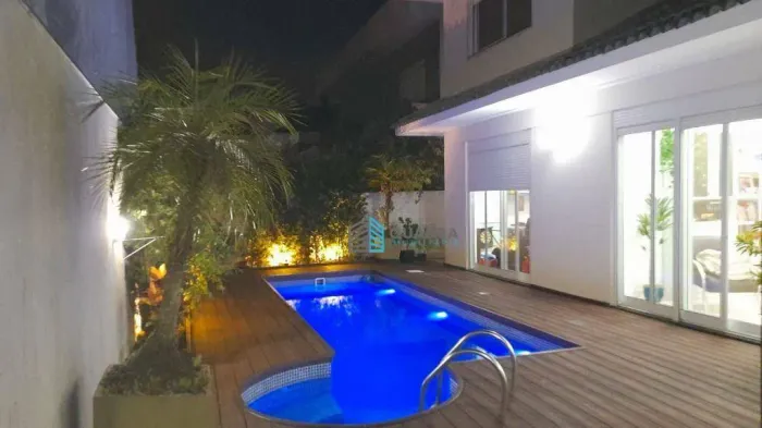Casa à venda, 248 m² em Condomínio Fechado - Vargem Pequena - Florianópolis/SC