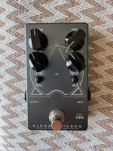 Darkglass Alpha Omicron - pedal para baixo pouco usado
