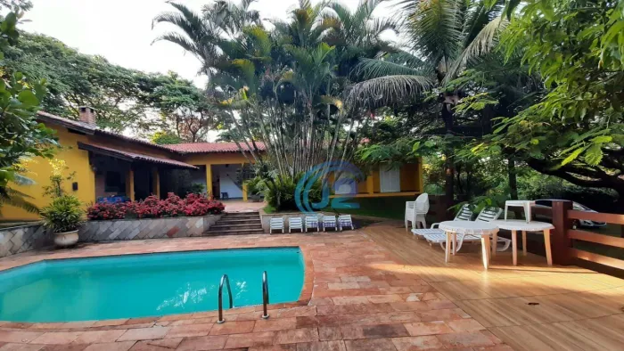 Chácara 3 dorm à venda, 1347 m² por R$ 860.000 - Parque Ana Helena - Jaguariúna/SP