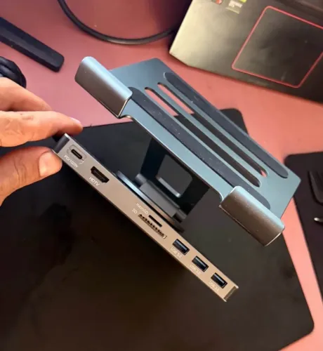 LSuporte DockStation 8 in 1 para Notebook, MacBook e iPad | 3 entradas USB 3.0 + outras
