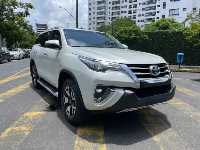 Toyota Hilux SW4 SRX Diamo. 4X4 2.8 TB DIE AUT 2020