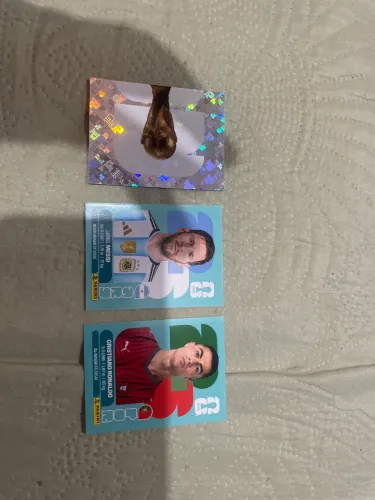 Figurinha cr7 e messi troco ou vendo negocio valor