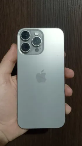 Vendo iPhone 16 pro Max 256gb