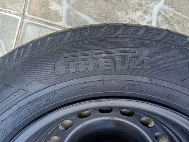 Pneu Pirelli aro 14" 175/70