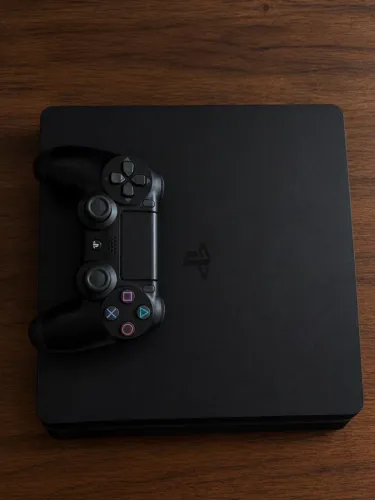 Ps4 slim