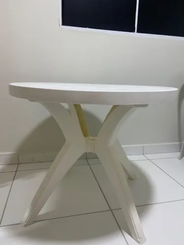 Mesa desmontável redonda plástica 