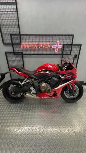 Cbr 650r 2022 impecável