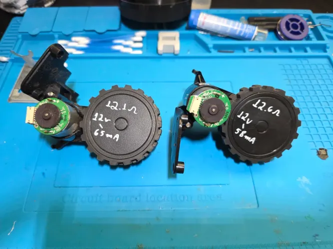 Par Motores de Roda Robô Aspirador Kabum Smart 500 (D+E) + Parafusos - Testados