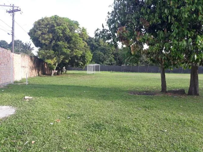 A.Moura Gestor Imobiliário-Vende um terreno com 10.000m2 a 200m da Rodovia Mário Covas