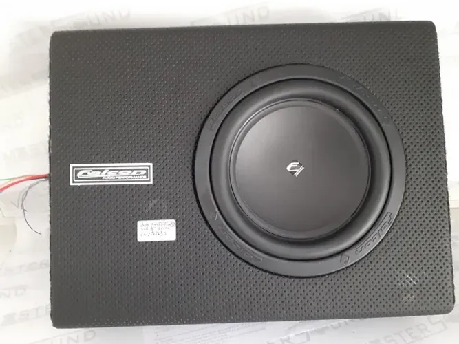Box Falcon. Slim, aplicada,com sub 8", 200RMS. Garantia. Nova. Instalada. 