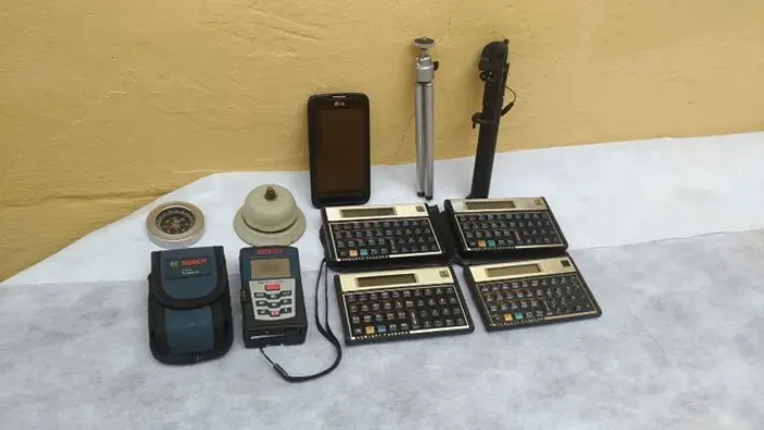 Bússola original, bom estado, envio a qualquer localidade, funcionando.