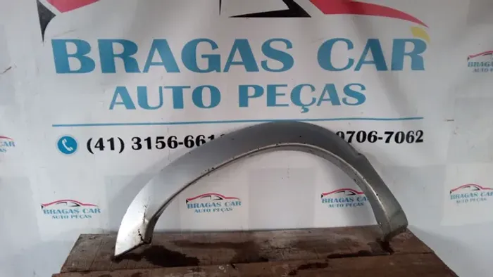 Paralama Moldura S10 lado esquerdo