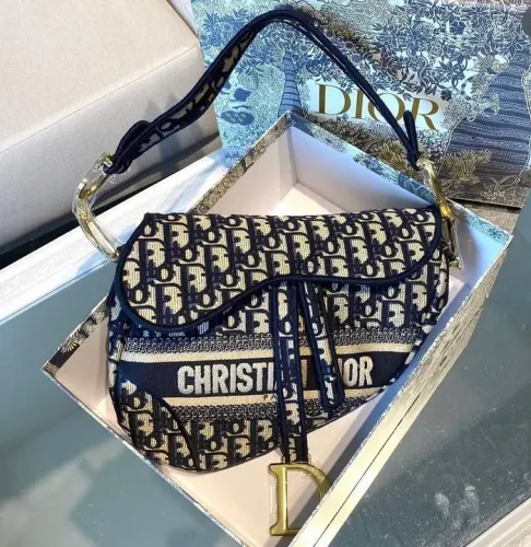 Bolsa CD nova com número de série e caixa !