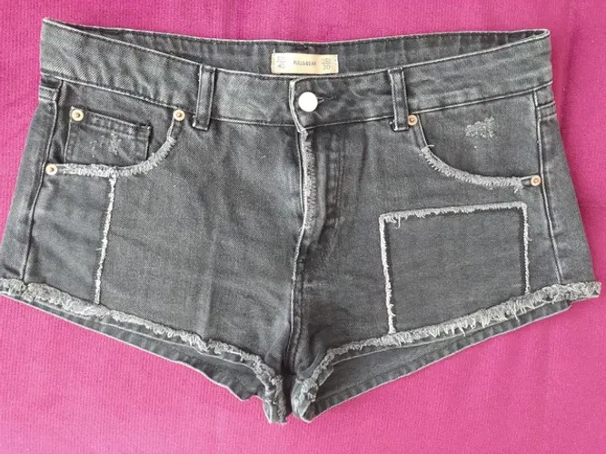 Short jeans preto de ZARA trazidos da Europa