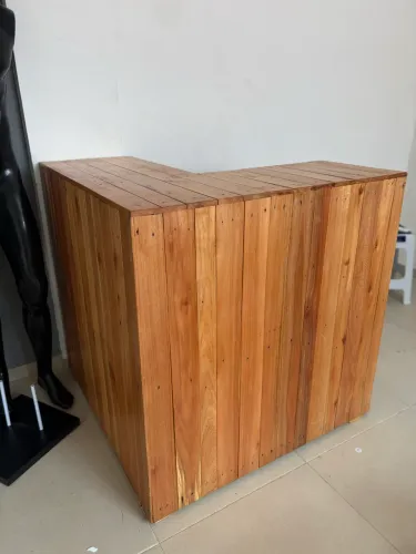 Caixa em Palet em formato L 