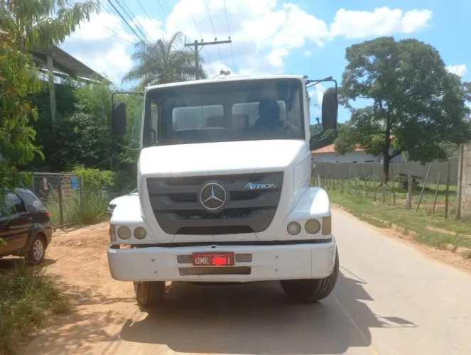 Mercedes Benz Atron 1319