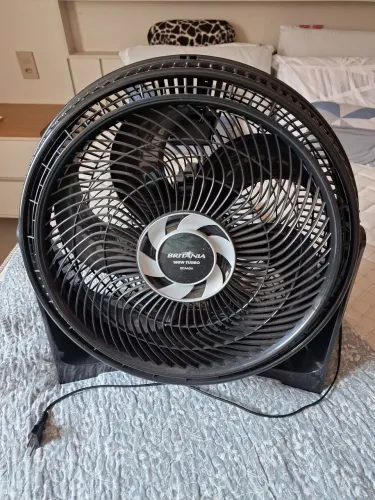 Ventilador Turbo de mesa e chão 110v 127v
