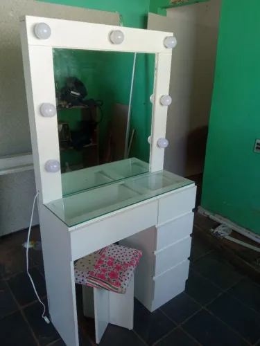 Penteadeira com Espelho Iluminado