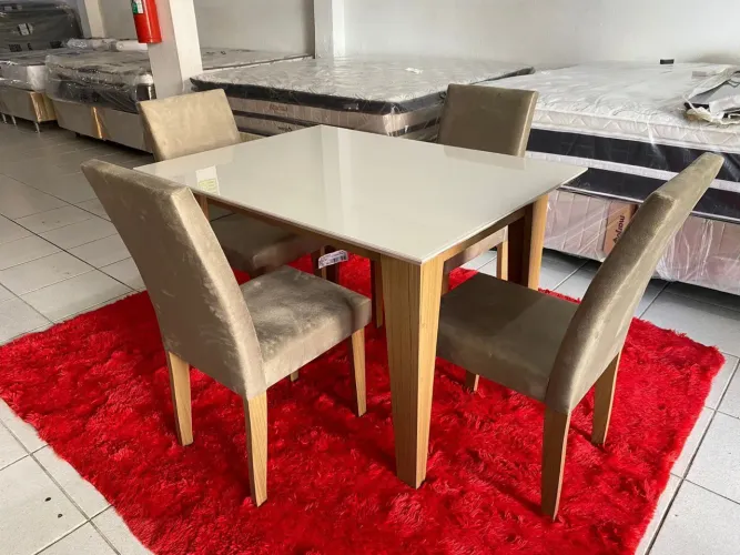 Mesa de 4 Lugares 120x90