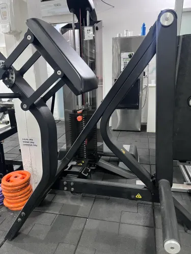 Glúteo máquina moviment