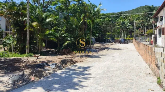 terrenoà venda na vargem do bom Jesus