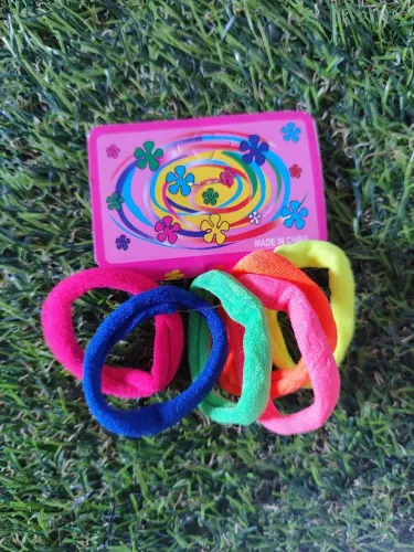 Kit com 6 Scrunchies Coloridos para Cabelo