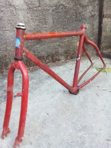 Quadro e Garfo de Bicicleta Antigo