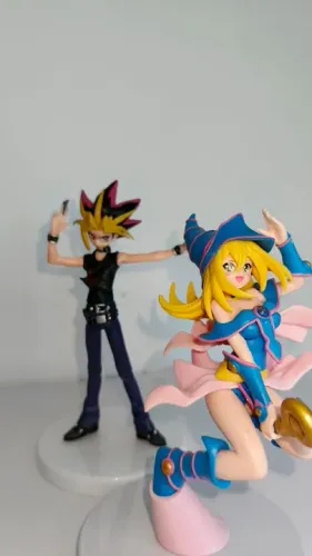 Kit Action Figure Coleção Yu-Gi-Oh! - Yami Yugi e Dark Magician Girl - Feiticeira negra