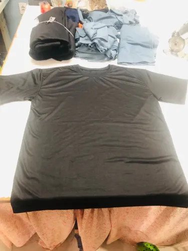 Vendo Camisetas badicas Preta Masculina