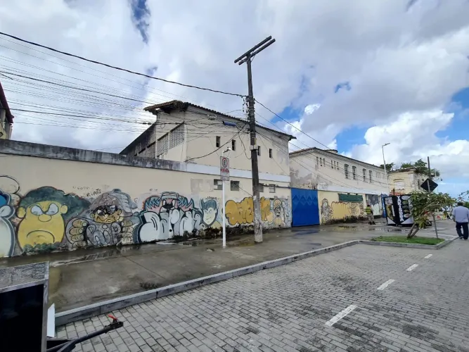 Terreno/ Galpão 3000m² Boa Viagem - Salvador - BA/