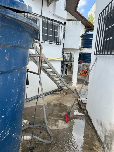 LIMPEZA DE CISTERNAS E CAIXAS DAGUA