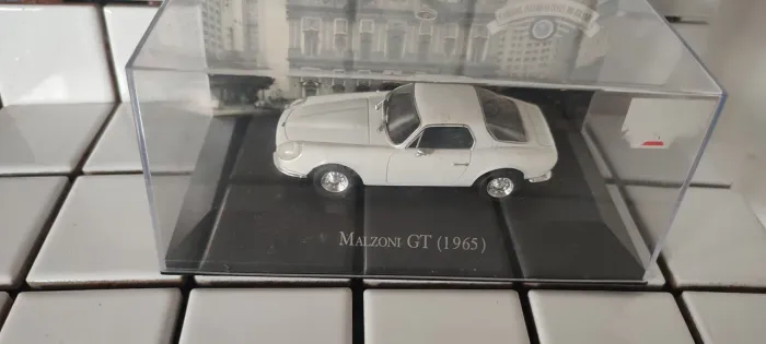 Miniatura de carro Malzoni GT 1965