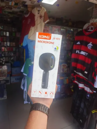 Microfone/caixa de som portatil